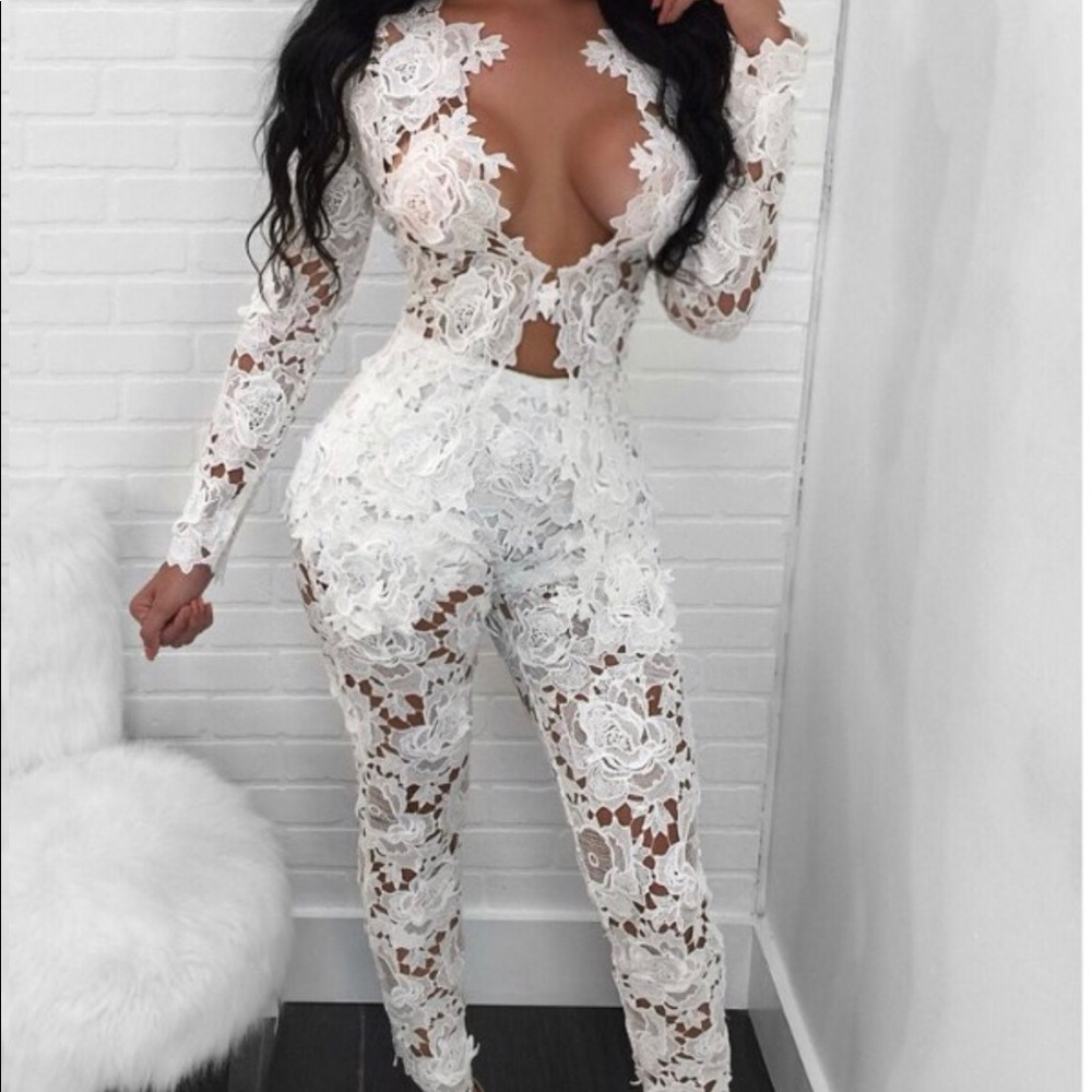 Crochet Lace Longsleeved Slinky Pantsuit 💋